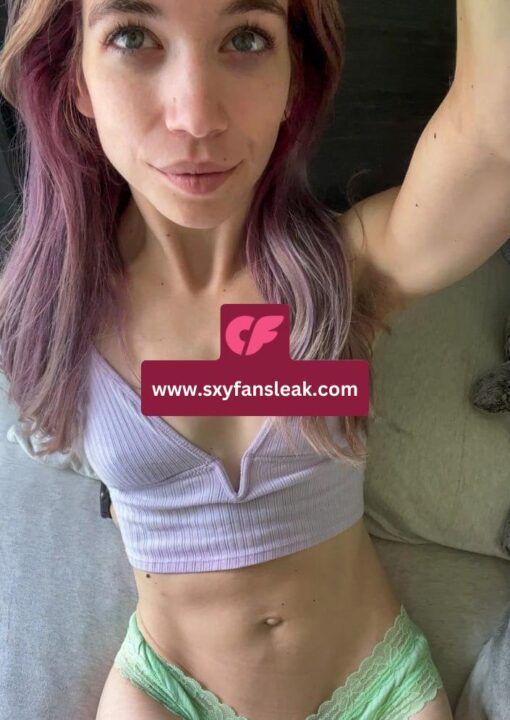 Allicatcollared