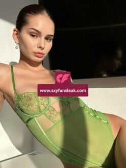 Sara8teen