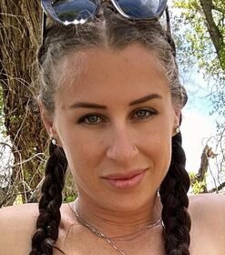 AngelaRose666
