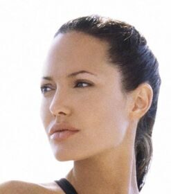 Angelina Jolie