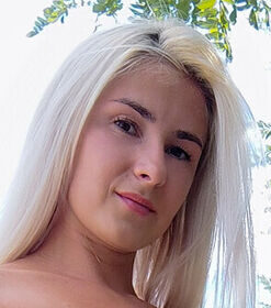 anie_b