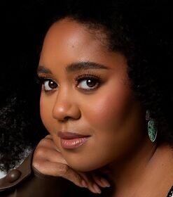 Anjelika Washington