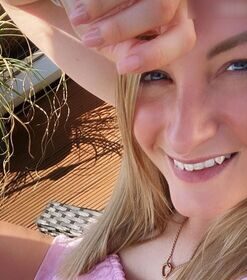 Ann-Kathrin Krügel / Radiomädchen