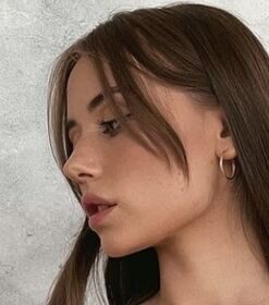 Anna Arilaviee