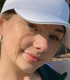 Anna Halliday