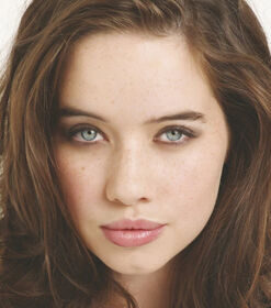 Anna Popplewell