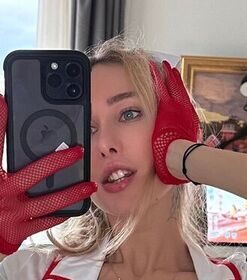 anna_sabotage / sexysabotage / anya_chekhova / ann_miller